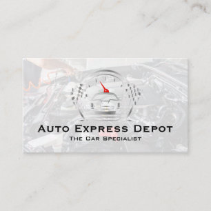 Mechaniker arbeitet am Motor Auto-Metall-Logo Visitenkarte