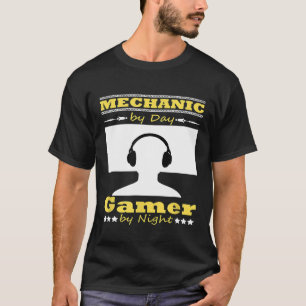 Mechanische nach Tag Gamer nach Nacht Headset vorh T-Shirt
