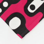 Mechanoid World - Schwarz und Weiß mit Crimson Red Fleecedecke (Ecke)