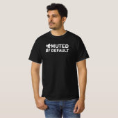 Med by default Minimalistisch T - Shirt - Audio V2 (Vorne ganz)