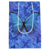 Med Gift Bag Blue Morpho auf Hydrangea Mittlere Geschenktüte (Rückseite)