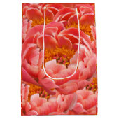 Med Gift Bag Coral Peonies Mittlere Geschenktüte (Rückseite)
