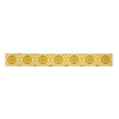 Medallion Muster in Mustard Yellow Batik Muster Satinband (Vorderseite)