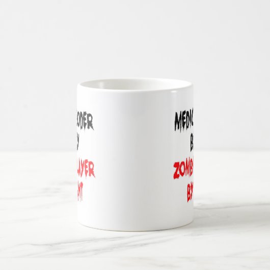 Medical Coder Zombie Slayer Kaffeetasse (Mittel)