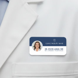 Medical Doctor Photo Navy Blue Minimalist Namensschild