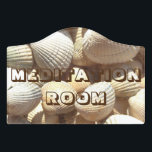 Medienzimmer Sea Muschel Exotic Tropical Romantic Türschild<br><div class="desc">Meditationsraum,  Muscheln,  Exotic Tropical Romantic Door Sign,  können Sie den Text und die Farbe ändern</div>