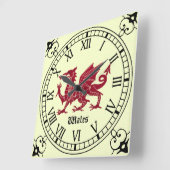 Medieval Welsh Dragon Wall Clock - Roman Numerals Quadratische Wanduhr (Winkel)