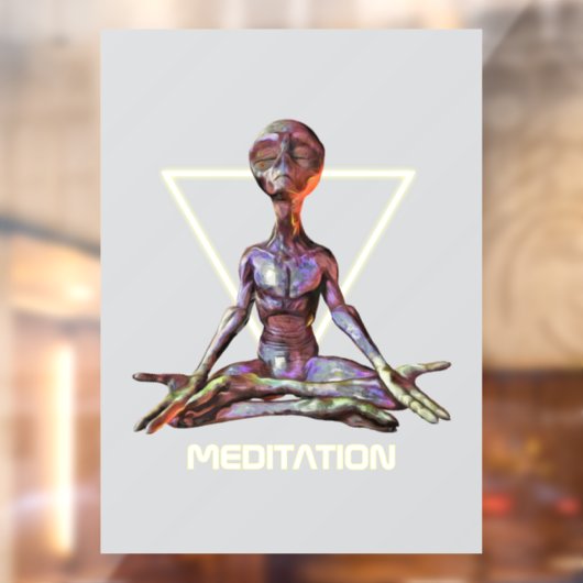 Meditation. Alien in ruhiger Pose Fensteraufkleber (Blatt 2)