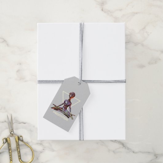 Meditation. Alien in ruhiger Pose Geschenkanhänger (Mit Garn)