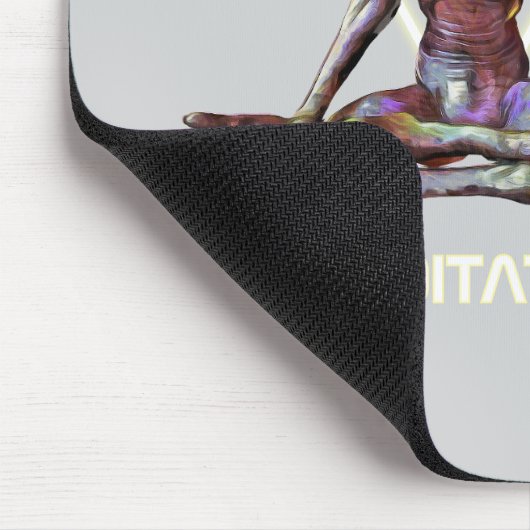 Meditation. Alien in ruhiger Pose Mousepad (Ecke)