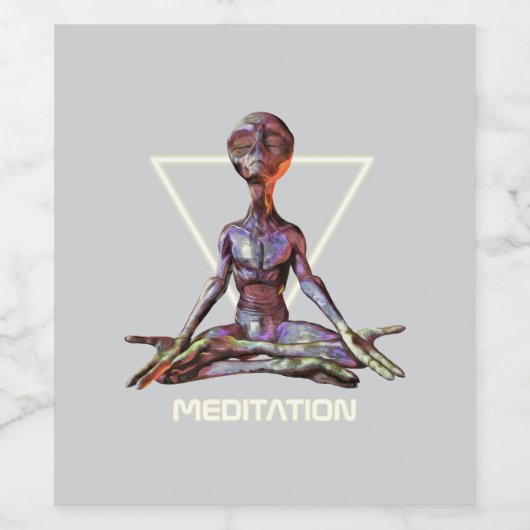 Meditation. Alien in ruhiger Pose Weinetikett (Einzelnes Label)