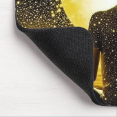 Meditation der Frau unter dem Mond Mousepad (Ecke)