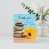 Meditation Zen Stones Summer Beach Simple Dankeskarte (Stehend Vorderseite)