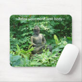 Meditations-meditierender friedlicher Garten Mousepad (Mit Mouse)