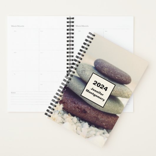 Meditative Cairn für Gesteinsteine Planer (Anzeige)