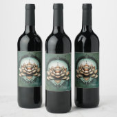 Meditative Eleganz. Exquisite Lotus-Blume Weinetikett (Flaschen)