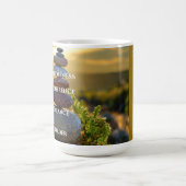 Meditative Uplift-Coffee-Tasse Kaffeetasse (Mittel)