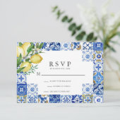 Mediteran Blauer Tile Citrus Lemon Wedding RSVP Karte (Stehend Vorderseite)