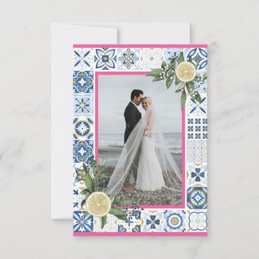 Mediterrane blaue Fliesen Pink Lemon Fotokarte Einladung (Vorderseite)