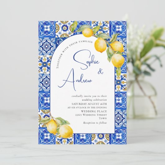 Mediterrane Zitronen Blau Tiles Wedding Foto Einladung (Stehend Vorderseite)
