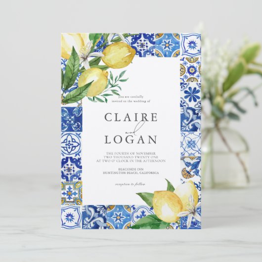 Mediterranean Blue Tile Citrus Lemon Wedding Einladung (Stehend Vorderseite)