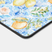 Mediterranean Blue Tile Limoncello Monogram Name Schreibtischunterlage (Ecke)