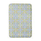 Mediterranean Blue & Yellow Lemon Tile Pattern Badematte (Vorderseite Vertikal)