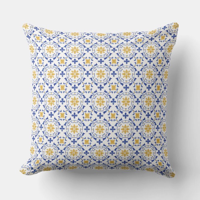 Mediterranean Blue & Yellow Tile Throw Pillow Kissen (Vorderseite)