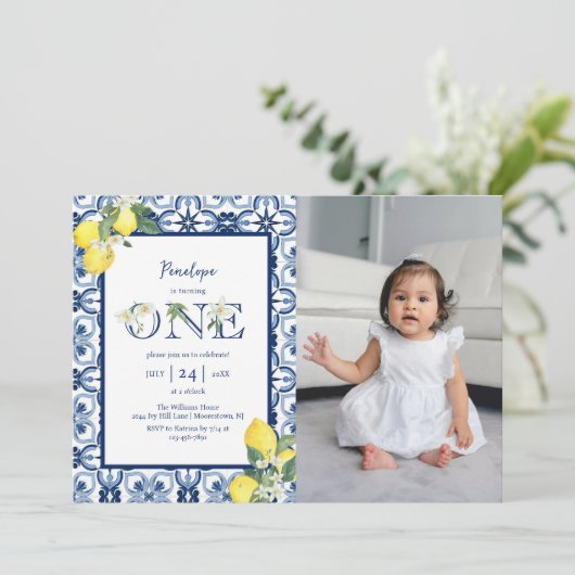 Mediterranean Tile Lemon Baby Girl Erster Geburtst Einladung (Stehend Vorderseite)