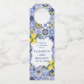 Mediterranean Tile & Lemon Elegance Wedding Flaschenanhänger (Vorderseite)