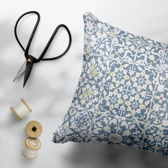 Mediterranean Tiles, Moroccan, Majolica, Azulejo Dekokissen (Von Creator hochgeladen)