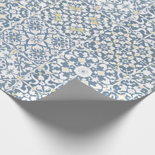 Mediterranean Tiles, Moroccan, Majolica, Azulejo Geschenkpapier (Ecke)