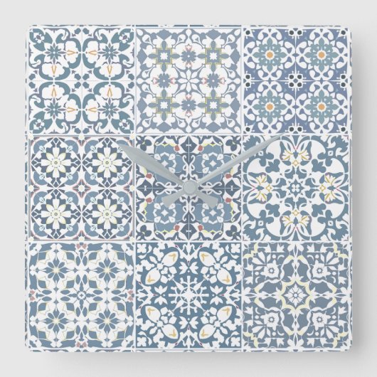 Mediterranean Tiles, Moroccan, Majolica, Azulejo Quadratische Wanduhr (Vorderseite)