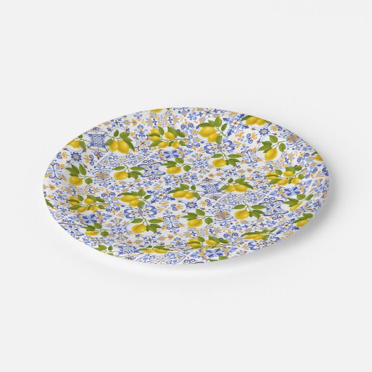 Mediterrenean Citrus Lemon pattern Pappteller (Schrägansicht)