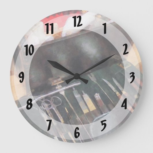 Medizinische Instrumente aus dem zivilen Krieg Große Wanduhr (Vorderseite)