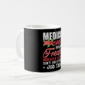 Medizinischer Coder wegen Freakin Assistant ICD Co Kaffeetasse (Vorderseite Links)
