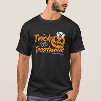 Medizinischer Halloween-Trick oder Gesundheitsarzt T-Shirt