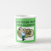 medizinischer Witz des Labradortechnikers Kaffeetasse (Mittel)