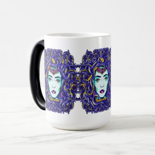 Medusa #01 verwandlungstasse (Vorderseite Links)