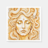 Medusa Ancient Goddess Portrait in Rich Yellow Serviette (Vorderseite)