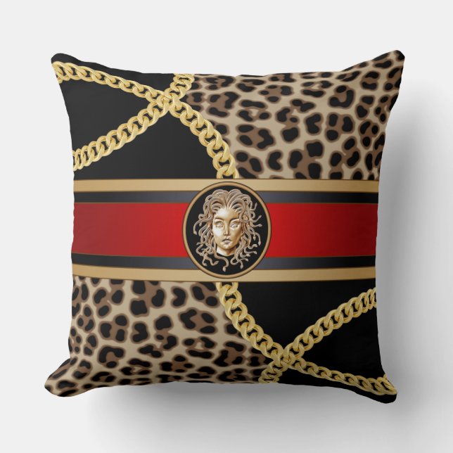 Medusa Eyes Throw Pillows Kissen (Vorderseite)