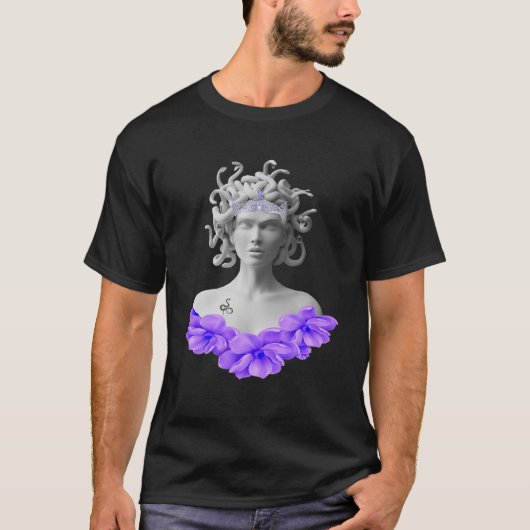 Medusa Gorgon Griechische Mythologie Lila Bloral T-Shirt (Vorderseite)