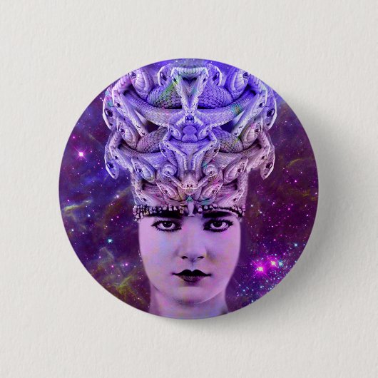 Medusa Snake Woman Button (Vorderseite)