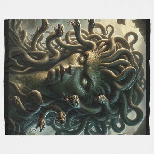 Medusa Stare of Death Head of Snakes Fleecedecke (Vorderseite (Horizontal))