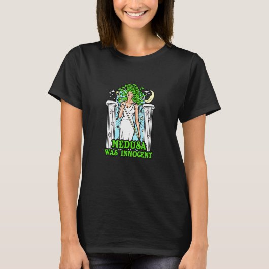 Medusa Was Innocent Greek Mythology Greek Ancient T-Shirt (Vorderseite)