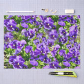 Meer der Stille: Das wunderschöne Lila Pansy-Feld Seidenpapier (Handwerk)