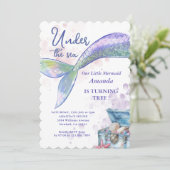 Meeresfrüchte-Meerjungfrau unter der Geburtstagspa Einladung (Stehend Vorderseite)