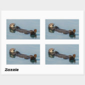 Meeresotter, der im Ozean zurückschweben Rechteckiger Aufkleber (Blatt)