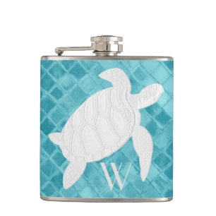 Meeresschildkröte auf Aqua-Seeglas-Monogramm Flachmann