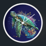 Meeresschildkröte im Unterwasser-Aquarell-Stil Uhr<br><div class="desc">Schöne Meeresschildkröte schwimmen im friedlichen Sommer unter Wasser im Aquarellstil. Original Vector Grafik Illustration Copyright BluedarkArt TheCHameleonArt.</div>